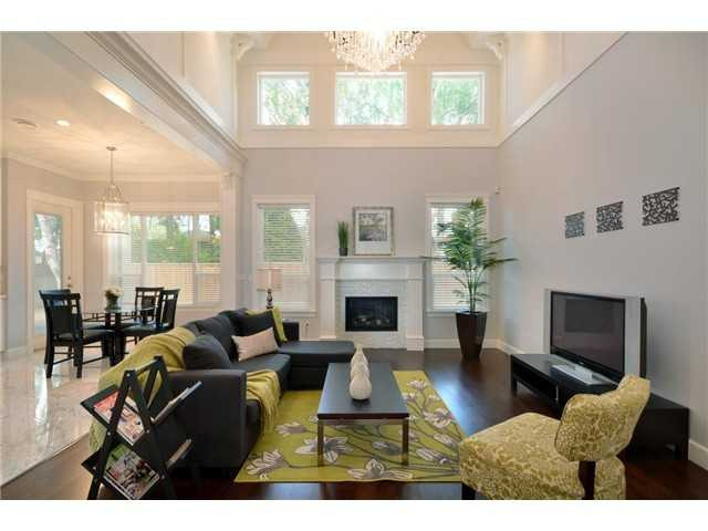 Original 2013 interior photograph of 3791 Barmond Avenue, Richmond