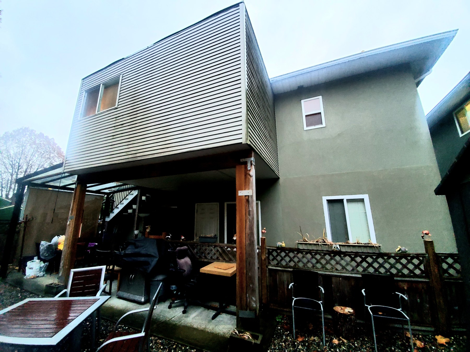 Exterior/back view of 10075 Caithcart Road, Richmond