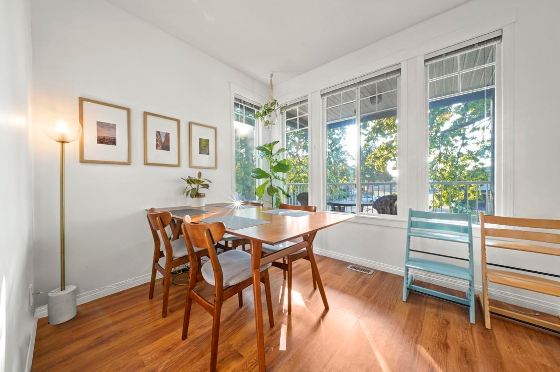 Interior listing photo for 15–6388 Alder Street, Richmond