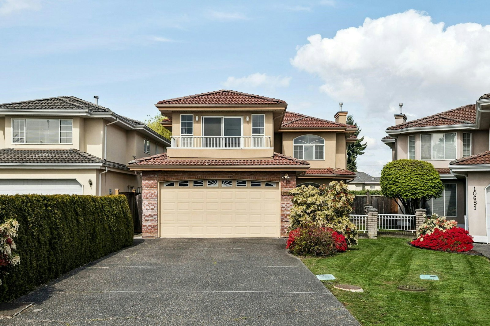 Listing photo 1 of 32 for 10635 McKessock Place in Richmond