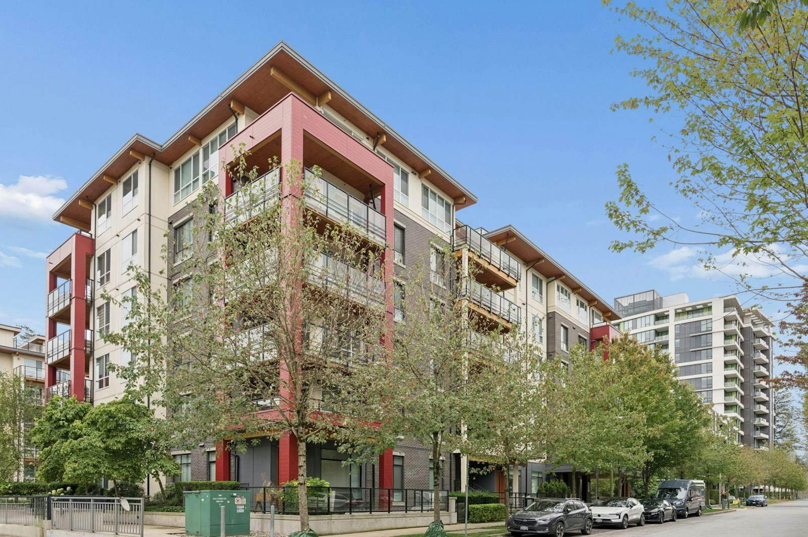 Listing photo 1 of 23 for 418 3581 Ross Drive in Vancouver